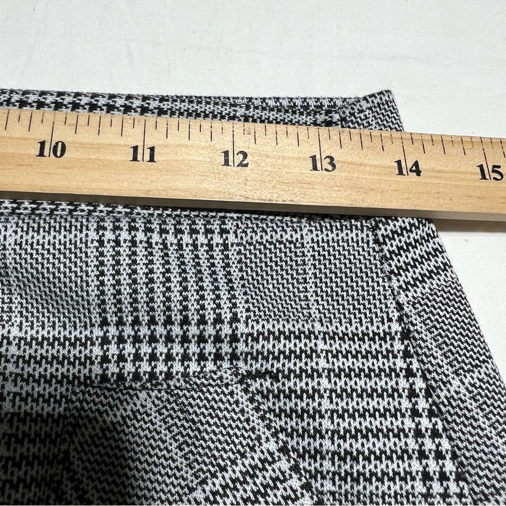 Gray Plaid‎ Button-Front Skirt - Picture 3 of 4